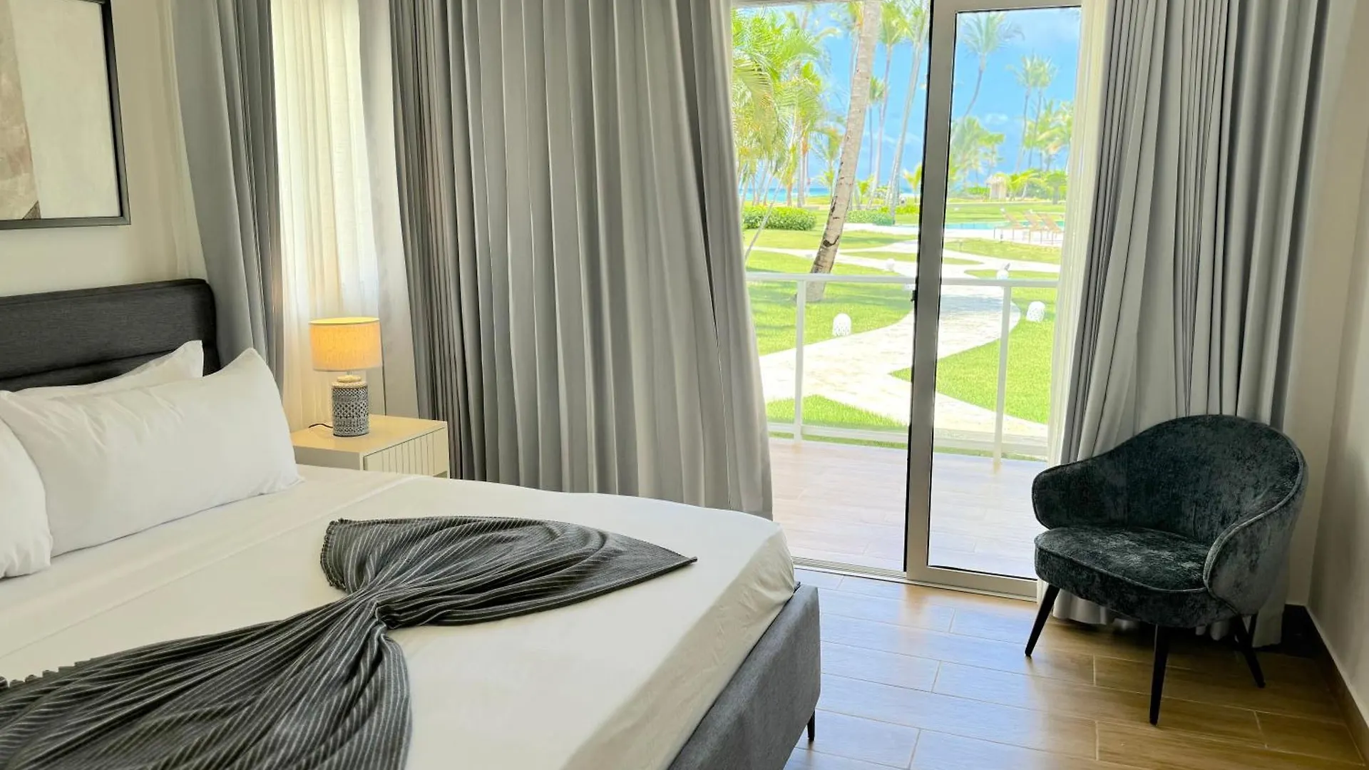 Beach Front Apartments By Playa Palmera Punta Cana